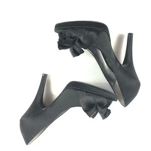 Black Peep Toe heels